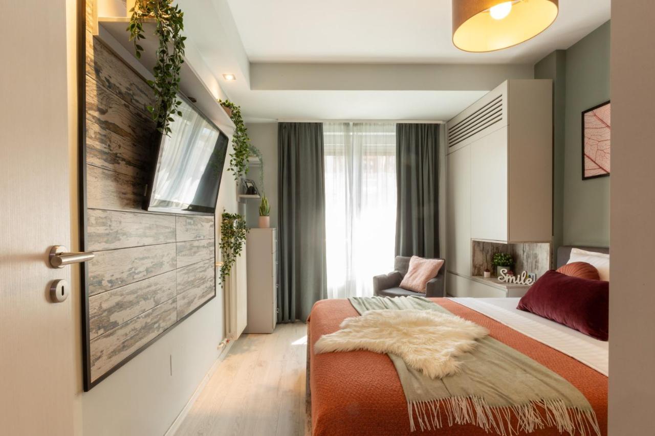 Modern 1Br Apt In The Old Town: The Perfect Choice Bucharest Exterior photo