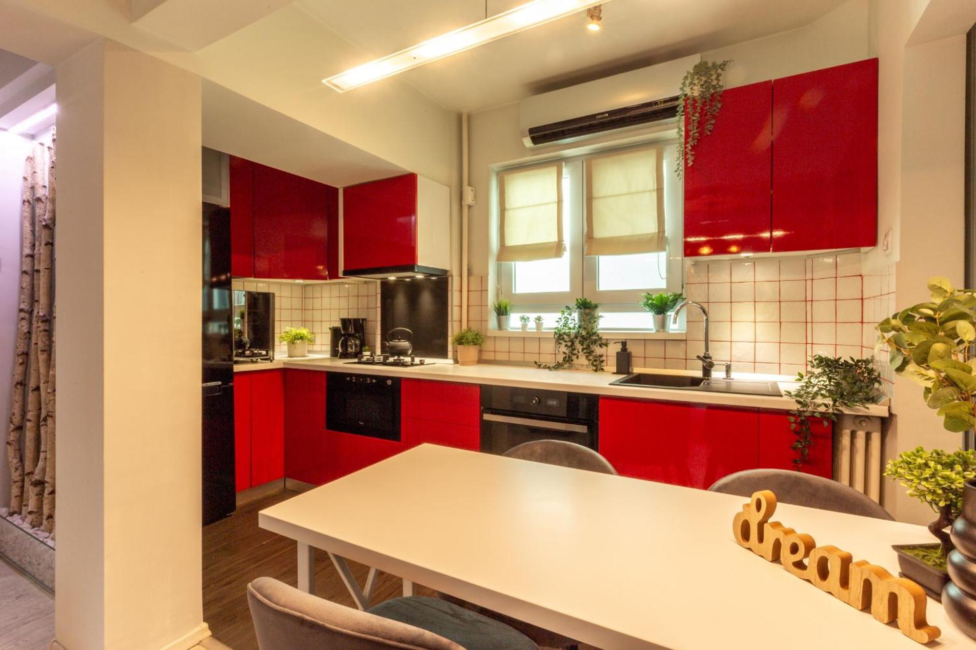 Modern 1Br Apt In The Old Town: The Perfect Choice Bucharest Exterior photo